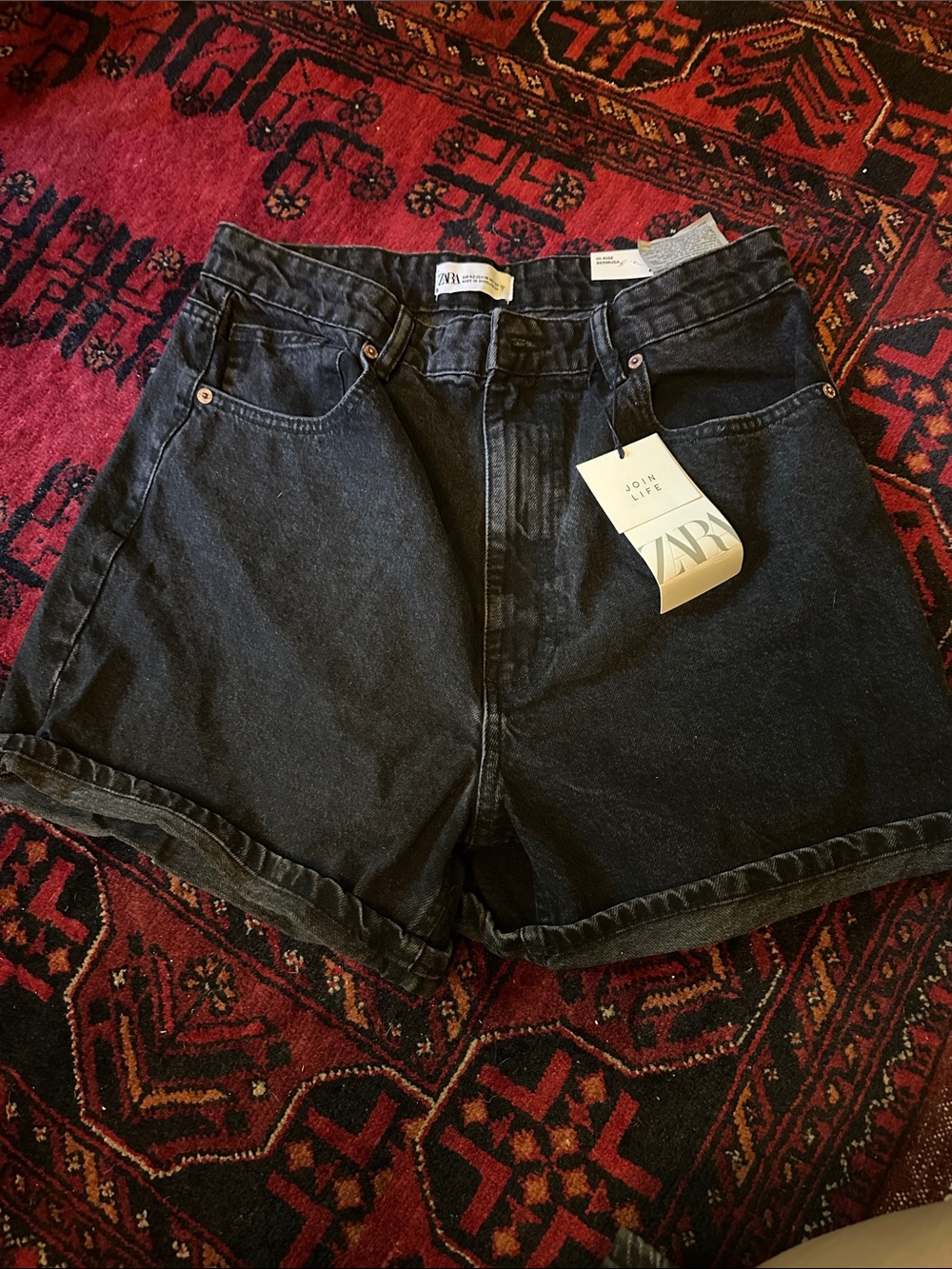 Zara Black mom fit short
